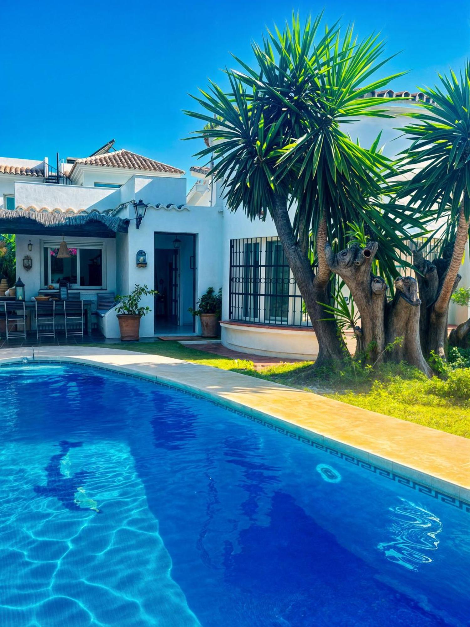 Villa Alfredo - Private Pool Next To The Beach Estepona Luaran gambar
